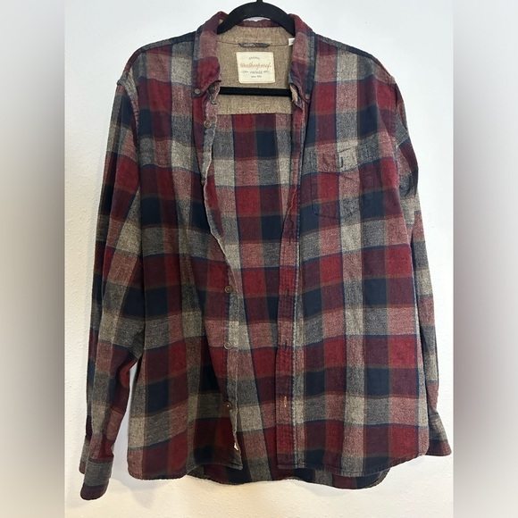 Weatherproof Red and Gray Casual Button Down Shirt Size Large - Picture 1 of 6
